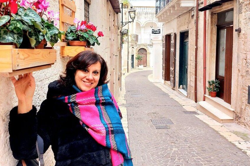 The narrow streets 5