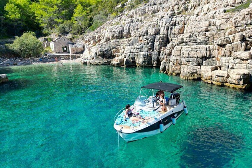 Stiniva Cove and our Comfort 7 PAX option