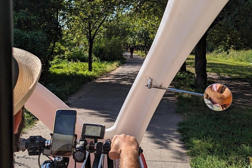 Wall path in Berlin 5