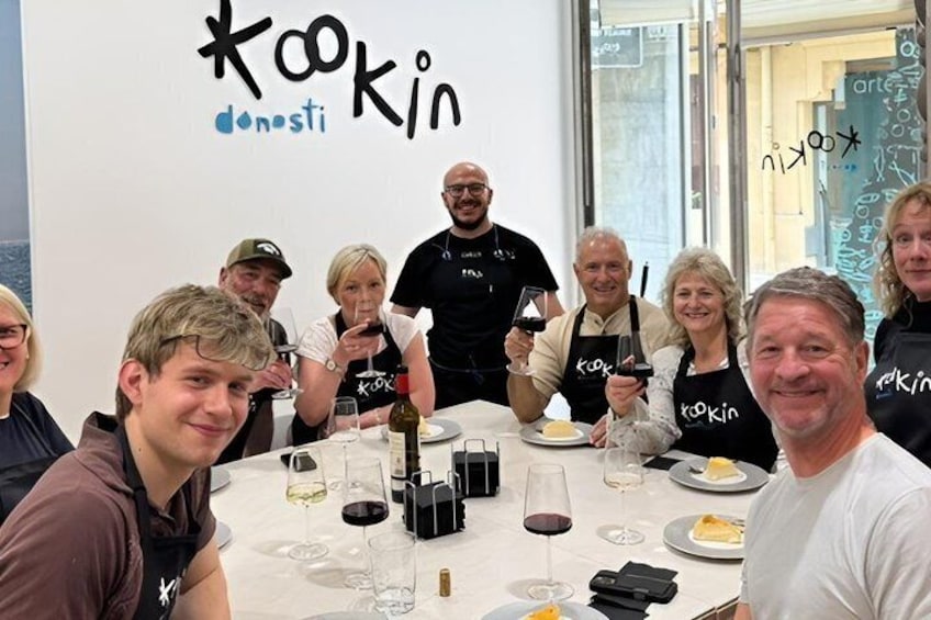 Basque Cooking Experience: Market Tour & Hands-On Class English 2