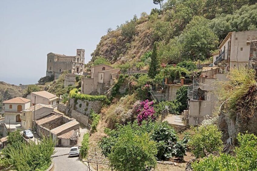 Church of San Lucy in Savoca
Wedding of Michael with Apollonnia