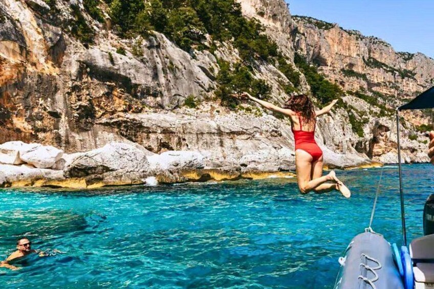 From Cala Gonone: Dinghy trip in the Gulf of Orosei 2