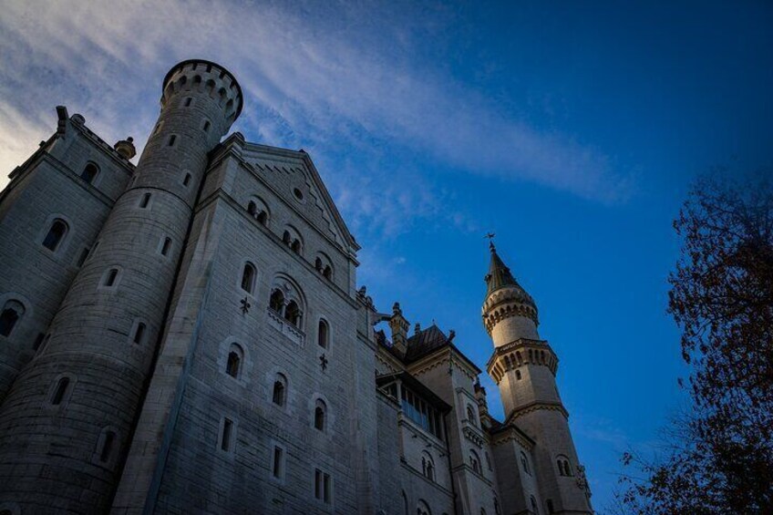 Private Tour to Royal Castle of Neuschwanstein and Hohenschwangau