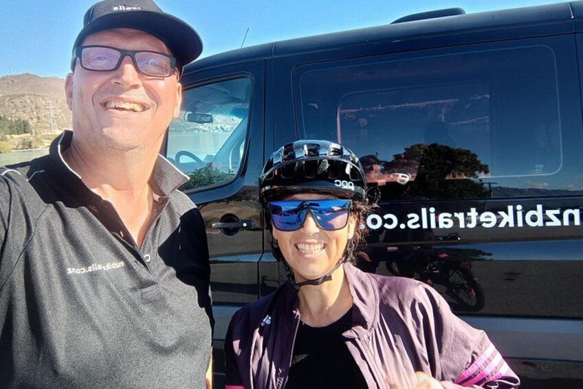 Lake Dunstan Cycleway Bike Rental With Return Luxury Shuttle 5