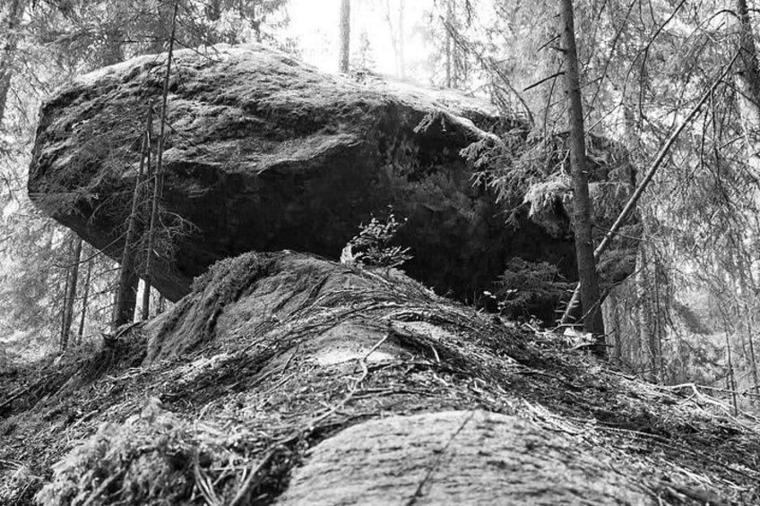 Private Excursion Kummakivi, Olavinlinna Castle & Scenic Drive 2