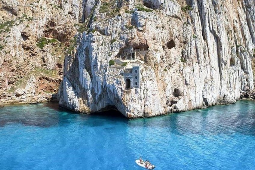 Rubber dinghy tour in Buggerru in southern Sardinia 1