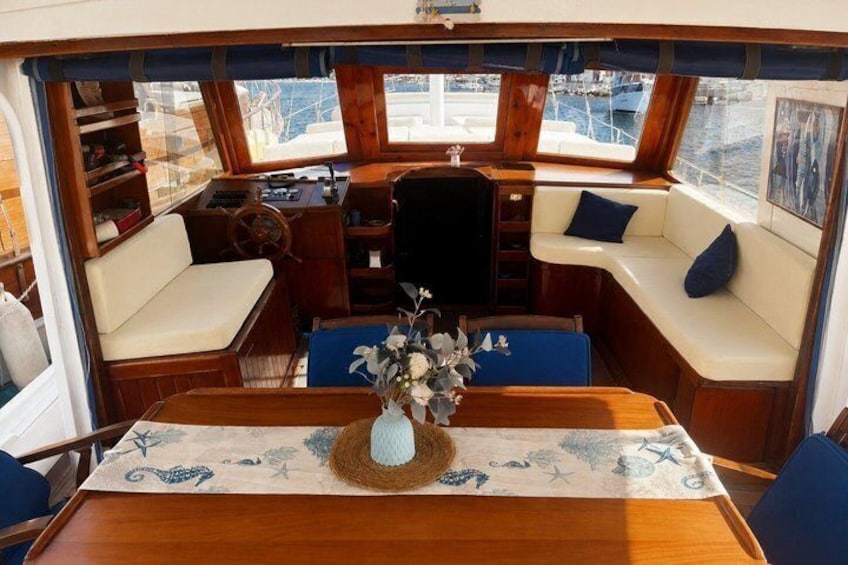 6 Hours Private Charter Boat Tour with Lunch in Bodrum 2