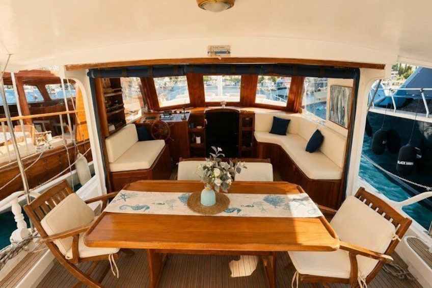 6 Hours Private Charter Boat Tour with Lunch in Bodrum 3