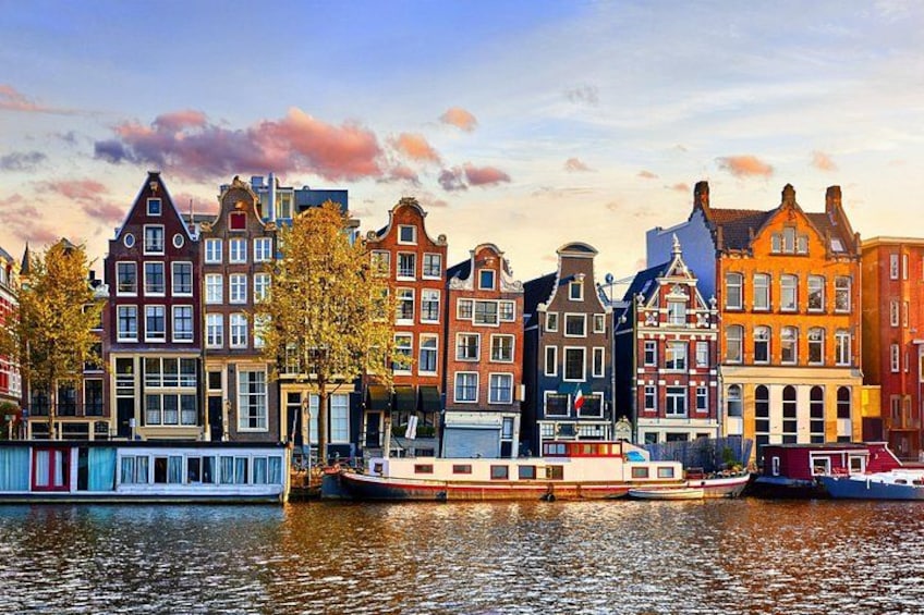 Private transfer from Bruges to Amsterdam, 2h Stop in Utrecht 2