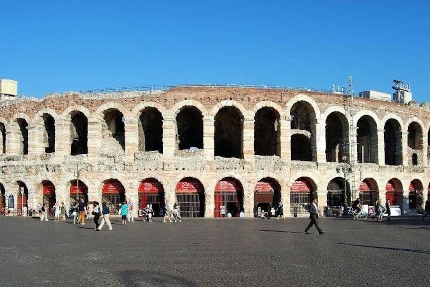 Verona : Private Custom Walking Tour With A Guide (Private Tour) 1