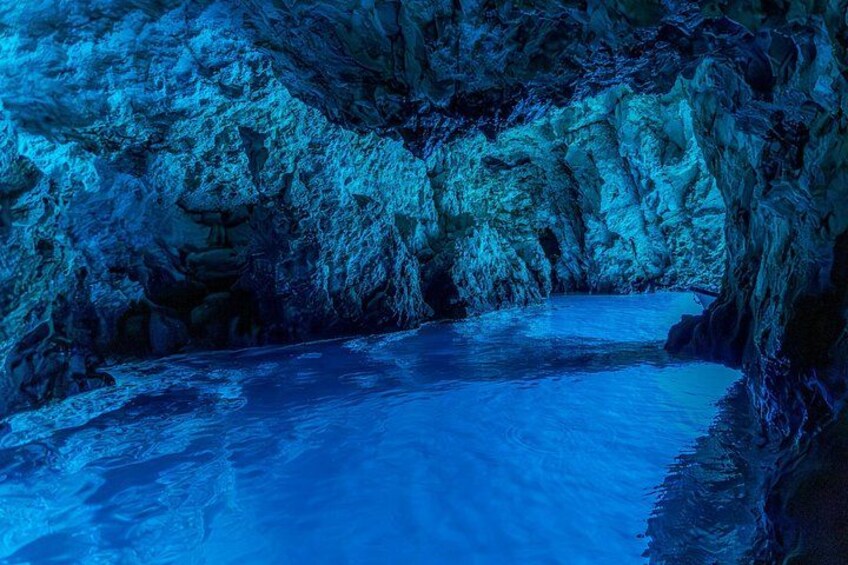 Blue Cave and Hvar 5 Islands speedboat tour | from Split&Trogir 1