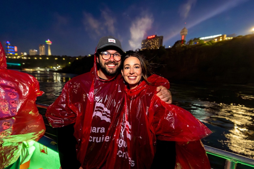 Night on Niagara Walking Tour with Fireworks Boat Cruise 5