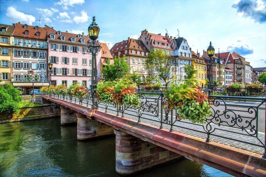 Strasbourg : Private Custom Walking Tour With A Local guide 3