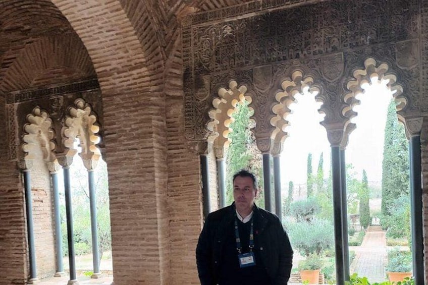 Private Guided Tour in Toledo with Ricardo Guia Oficial Toledo 4