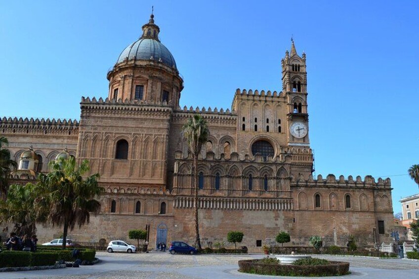 Palermo : Private Custom Walking Tour with a Local Guide 5