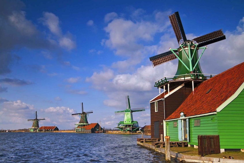 Day Tour Giethoorn village and Windmills of Zaanse Schans 2