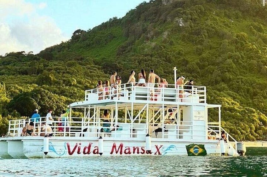 Catamaran trip with meal (Eventide VIP) 2