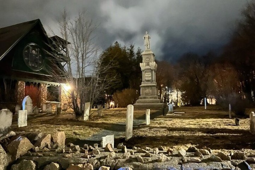 90-minute Ghost Walking Tour in Bar Harbor 4