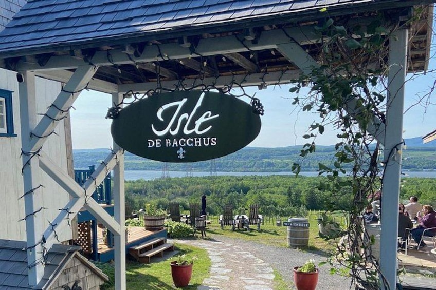 Half Day Private Getaway to Ile d'Orléans 1