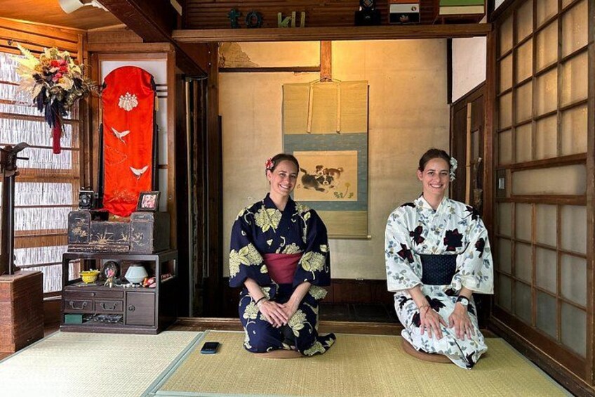 A Unique Antique Kimono and Tea ceremony Experience in English 5