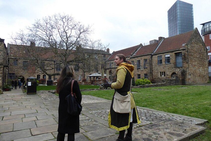 90 minute Old Newcastle Walking Tour - FREE castle entry included 4