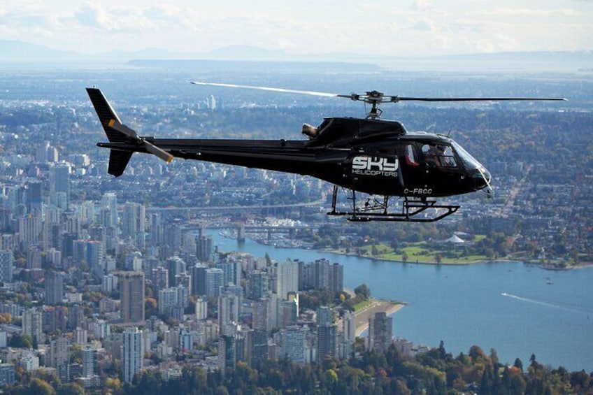 30 Minute Helicopter Tour of Vancouver City 