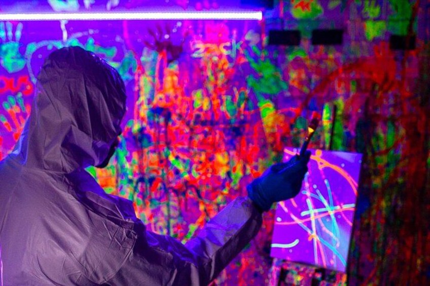Glow in the Dark Splatter Paint Experience 3