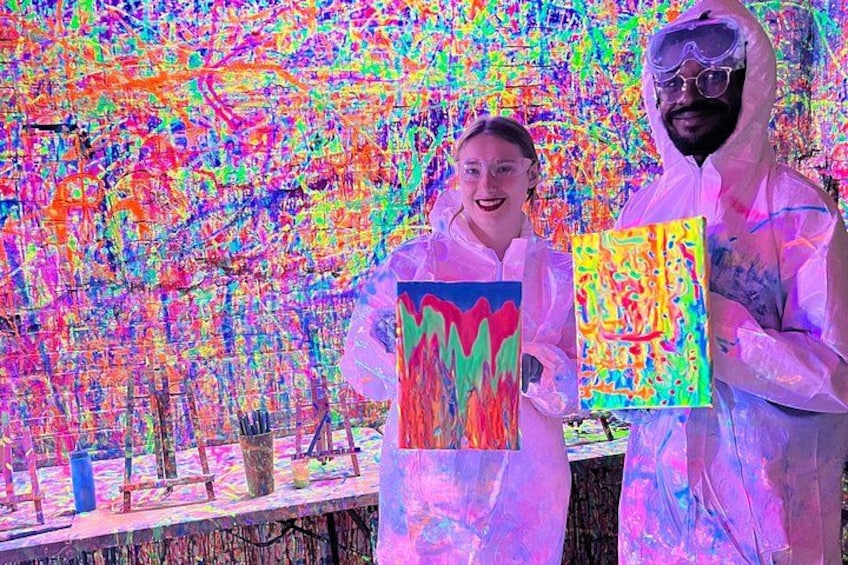 Glow in the Dark Splatter Paint Experience 5