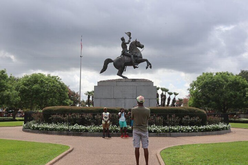 Citywide Private Tour with Local Jazz Musician