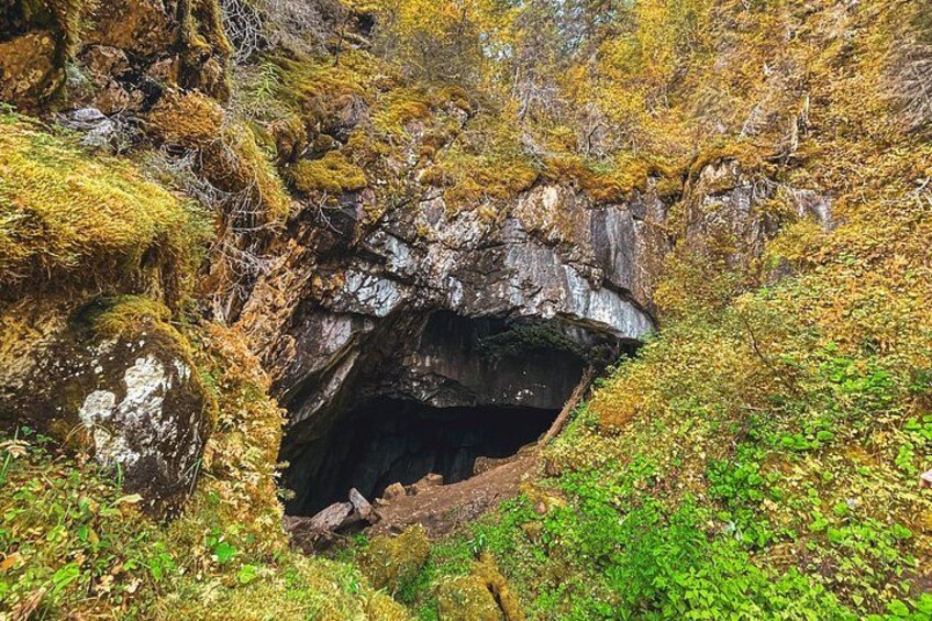 Øyfjellgrotta Cave Exploring 2