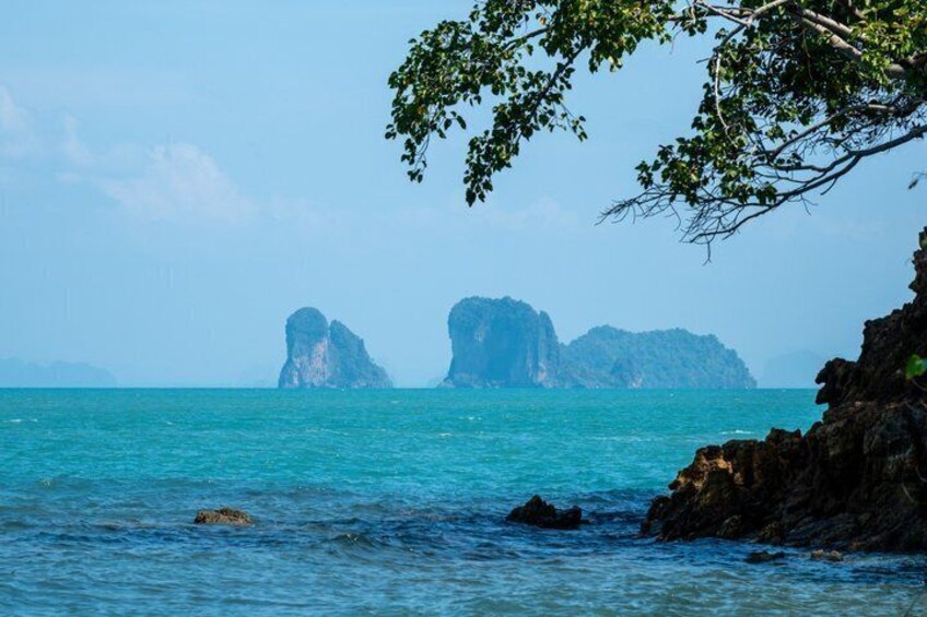 Luxury Private Speed Boat Charter Phang Nga Bay tour 2