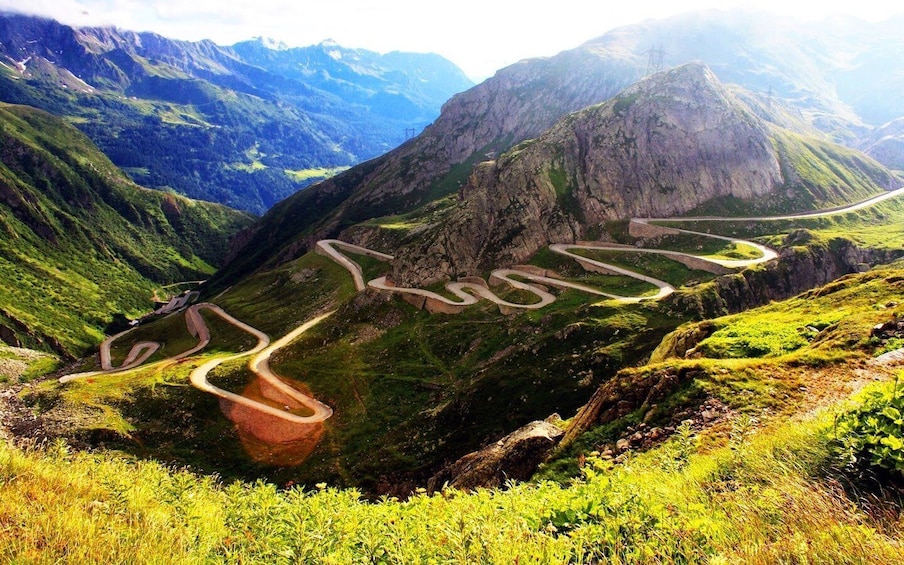 Picture 1 for Activity From Bucharest: Transfăgărăşan Day-Trip & Dracula Castle 4