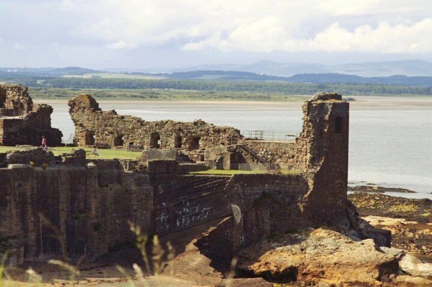 Stirling Whisky Distillery and St Andrews Day Trip from Edinburgh