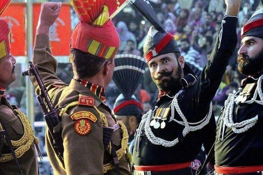 Indian BSF & Pakistani Ranger. 2