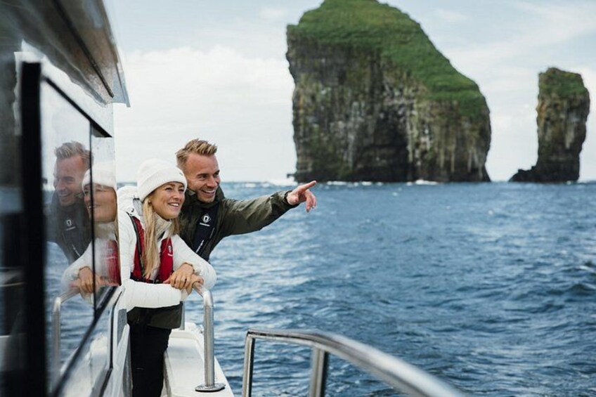Exclusive 1,5 Hour Drangarnir Boat Tour 1