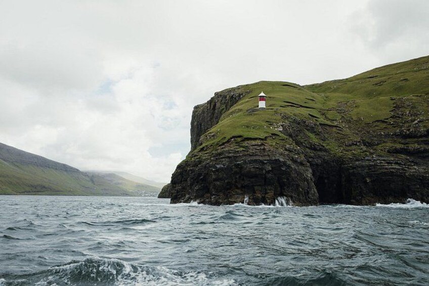 Exclusive 1,5 Hour Drangarnir Boat Tour 2
