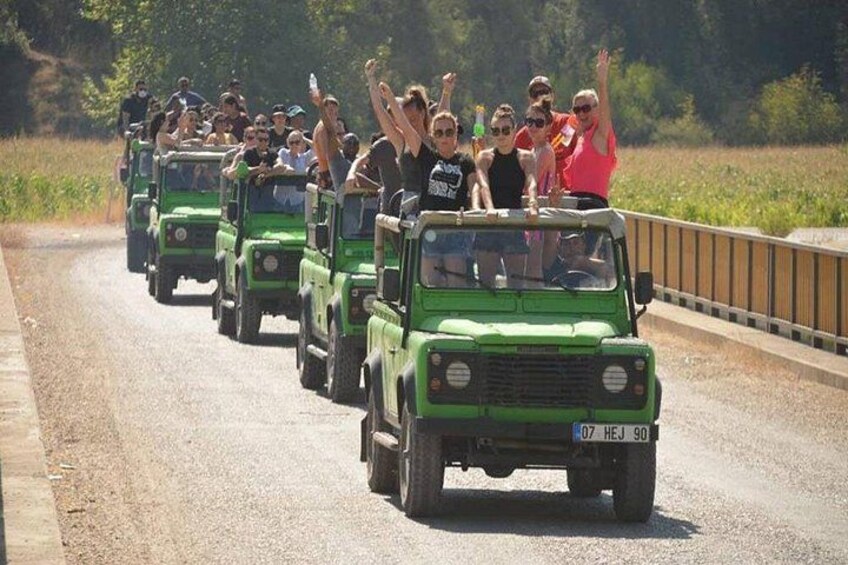 Discover the Taurus Mountains with Belek Jeep Safari Tour 4