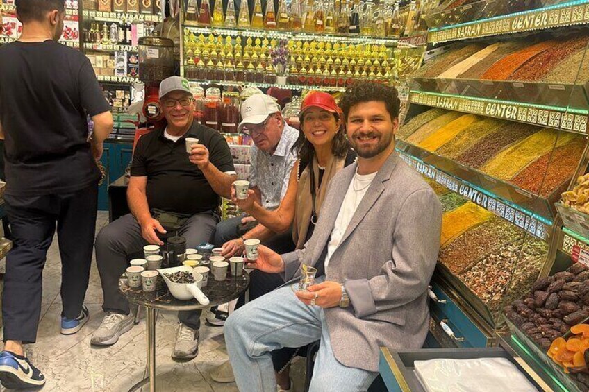 Private Istanbul Shopping in Grand Bazaar with Personal Shopper 5
