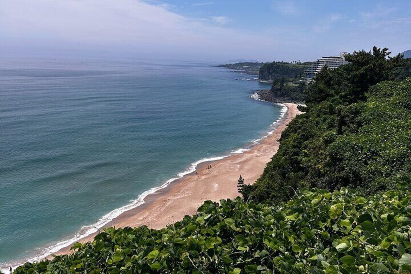 Jungmun Saekdal Beach