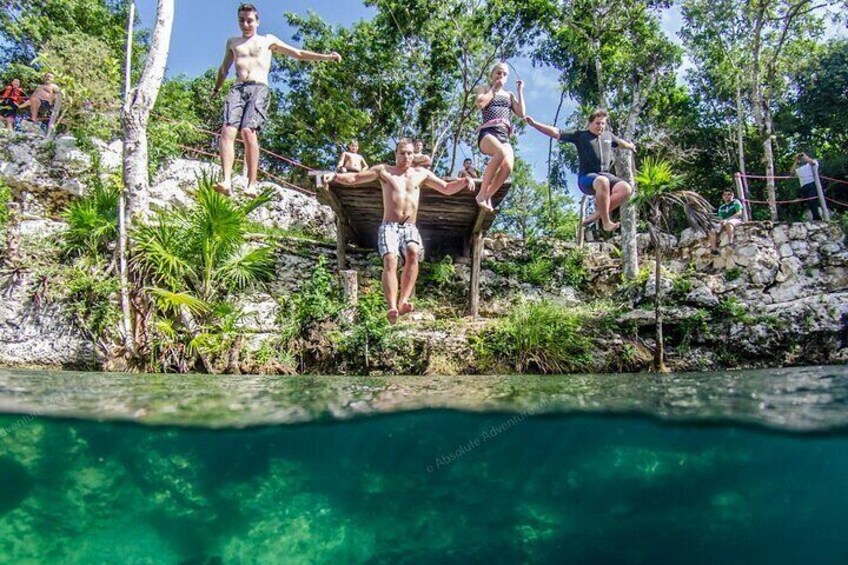 Cenote Jaguar