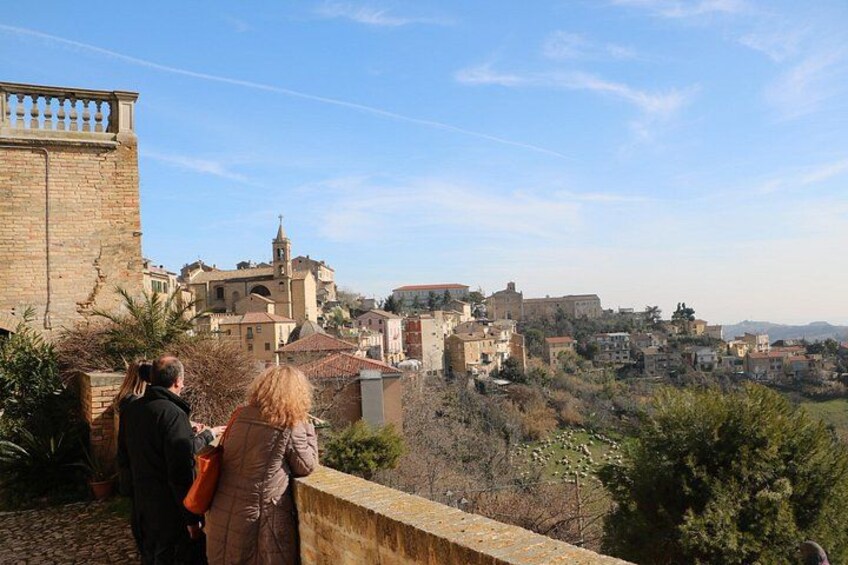 2 Hours Private Guided Walking Tour in Acquaviva Picena Marche 5
