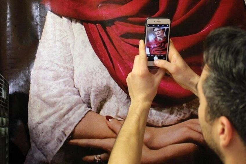 Frida Kahlo VIP [Museum Tickets Included] Walk, Markets & Churros 2