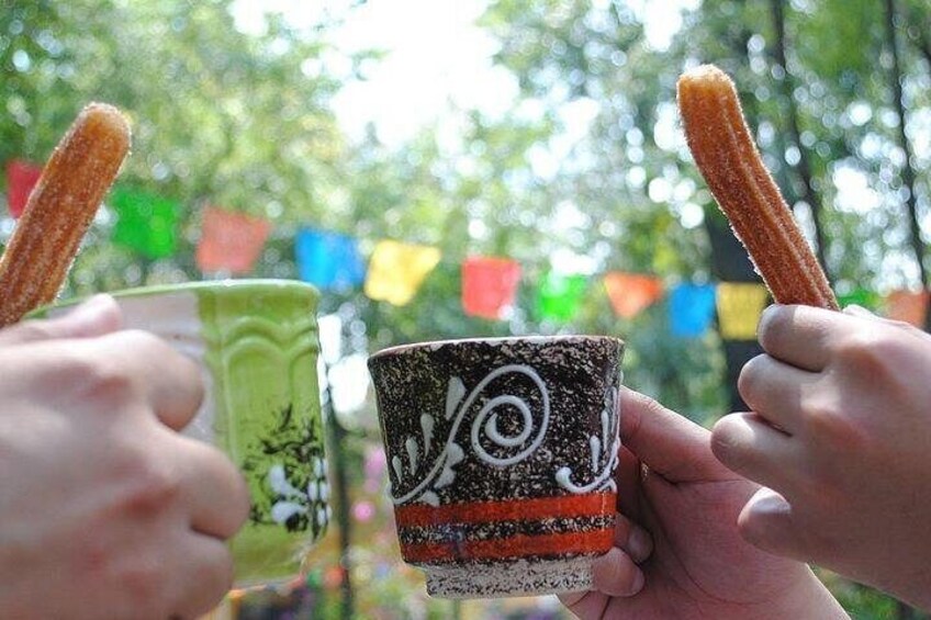 Frida Kahlo VIP [Museum Tickets Included] Walk, Markets & Churros 2