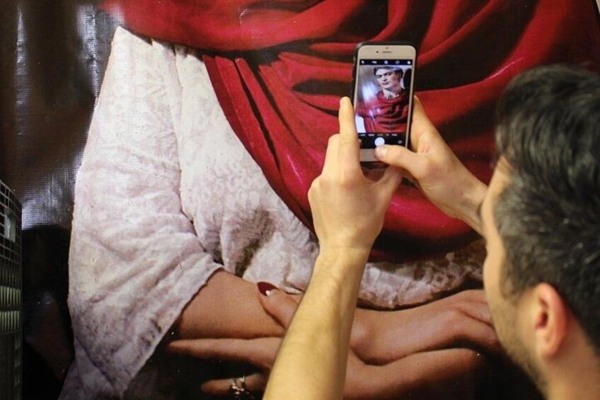 Frida Kahlo VIP [Museum Tickets Included] Walk, Markets & Churros 3