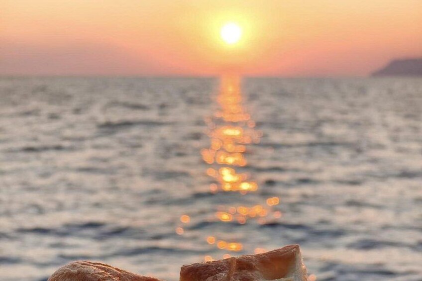Aperitif on a boat at sunset, Porto Venere and islands 2