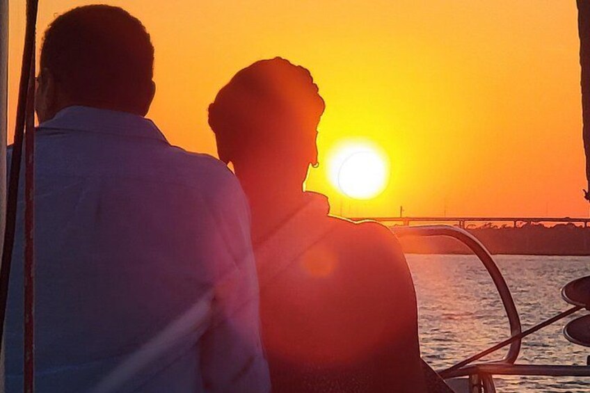 Private Morning Sail, Dolphin and History Tour on Mystique 4