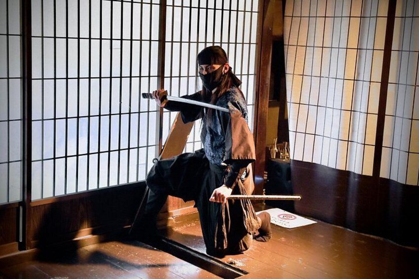 Secrets of Ninjas X Samurais: Private History Tour to Iga & Koka 1