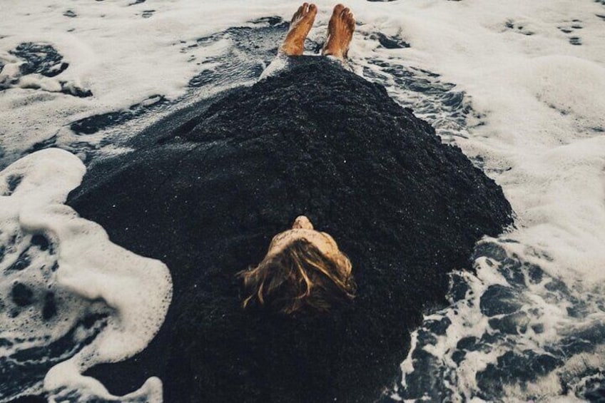 Black sand beach 4