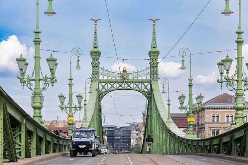 Private Budapest City tour with Classic Russian Jeep or G-Wagon! 3