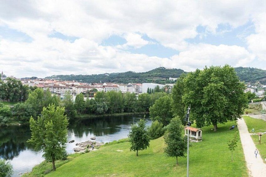 Discover the Charm of Bajo Miño and Portugal on a Private Tour 4